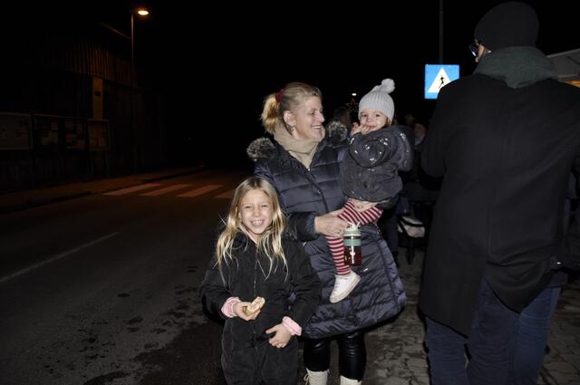 Ashley, Sylvia und Keyla Grünsteidl. | Foto: MeinBezirk/ Cornelia Strobl
