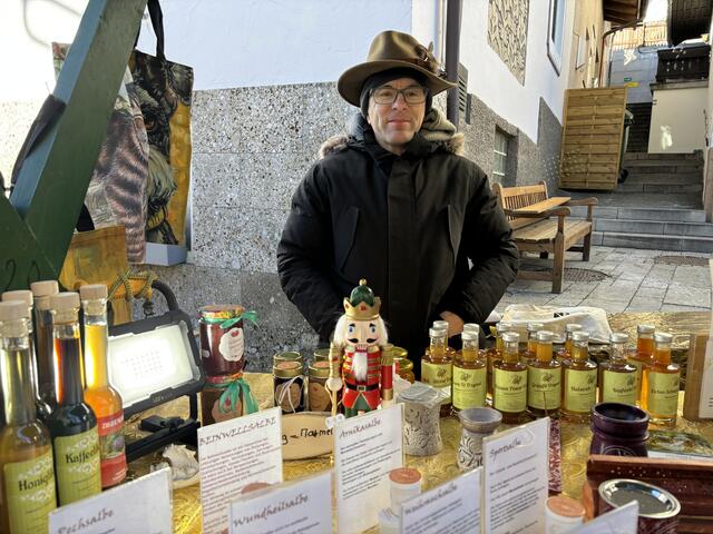 Mit dabei beim diesjährigen Adventmarkt in Taxenbach war Christoph mit seinen Räucherwaren. | Foto: MeinBezirk
