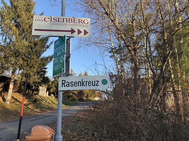 Am 6. September 1956 sei Aloisia Lex ein Engel erschienen und auf einer Wiese nahe dem Bauernhof sah man daraufhin in den Rasen eingeprägt ein Kreuz, dessen Entstehung man sich auf natürlichem Wege nicht erklären konnte. | Foto: Elisabeth Kloiber