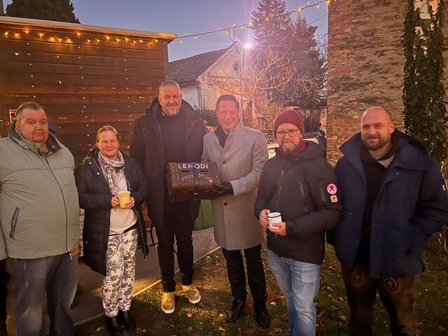 Benefizveranstaltung der Lehodi Neudörfl mit dem Burschenverein zugunsten des Sterntalerhofs. | Foto: Thomas Hoffmann