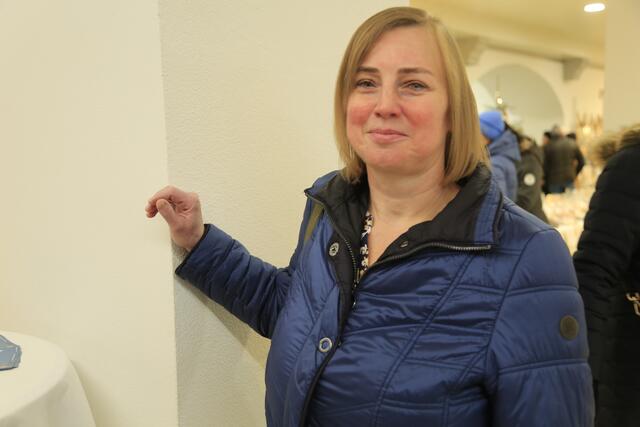 Monika aus Raab posierte für ein Foto  | Foto: Thomas Fischer/zema-medien.de