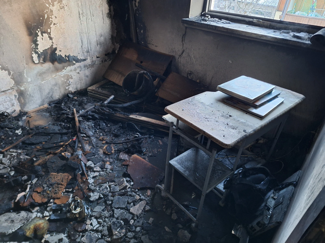 Zur Klärung der Brandursache wurde ein gerichtlich beeideter Sachverständiger hinzugezogen.  | Foto: Freiwillige Feuerwehr Zell am See