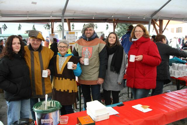 Mittelalterliches Flair beim 43. Christkindlmarkt in Stadtschlaininig. | Foto: Peter Seper
