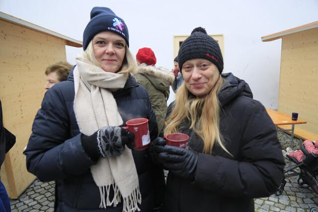 Daniela mit Freundin Bettina | Foto: Thomas Fischer/zema-medien.de