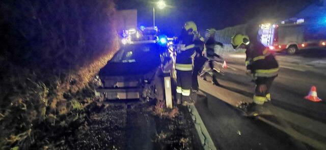 Ein Verkehrsunfall auf der B70 hielt die Feuerwehren Köppling und Söding auf Trab. | Foto: FF Köppling
