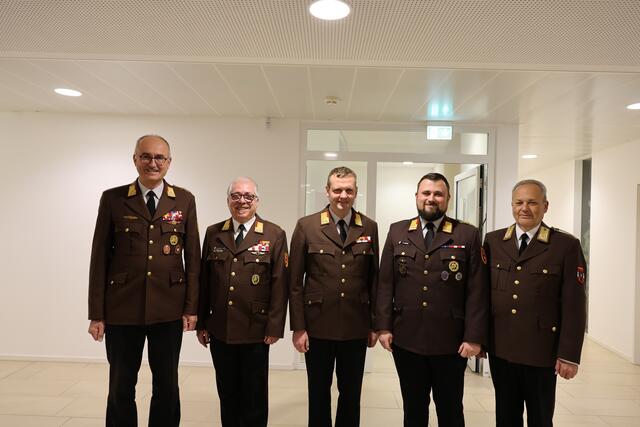 Am Abend des 28.11.2024 fand in der Bezirkshauptmannschaft Hallein die Neuwahl des Bezirksfeuerwehrkommandanten des Bezirkes Tennengau statt. | Foto: Pasquale Ascione