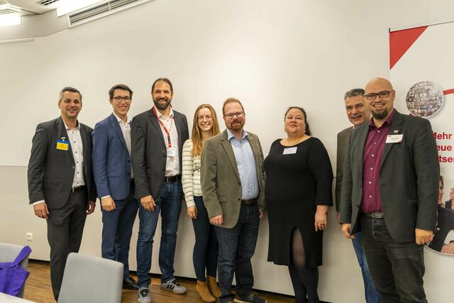 Das Brillanz Team mit Bürgermeister Christoph Artner. | Foto: Grießler