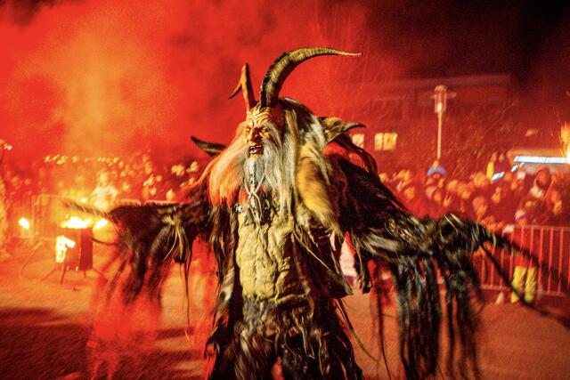 Unvergessliche Momente: Der Krampuslauf in Mils sorgt für viele spannende Schnappschüsse. | Foto: Walter Morri