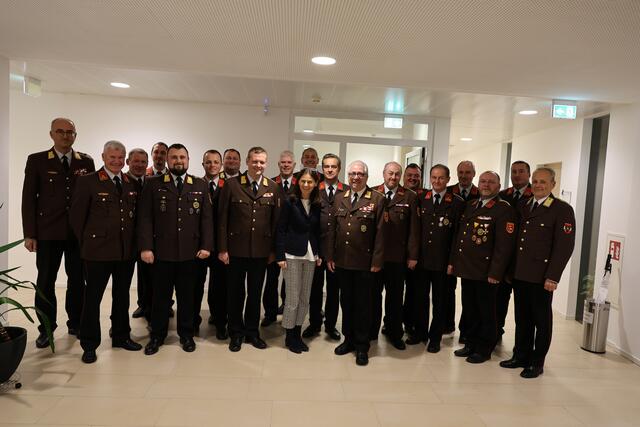 Am Abend des 28.11.2024 fand in der Bezirkshauptmannschaft Hallein die Neuwahl des Bezirksfeuerwehrkommandanten des Bezirkes Tennengau statt. | Foto: Pasquale Ascione