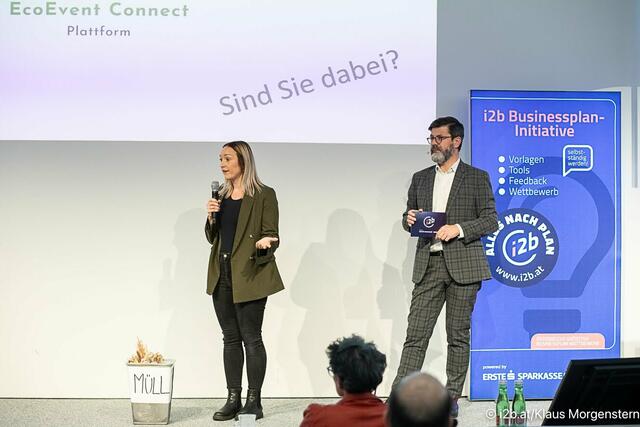 Beim Ideas to Business Wettbewerb hat Eva Schneider ihren Businessplan und die Plattform EcoEvent Connect vorgestellt. | Foto: i2b.at/Klaus Morgenstern
