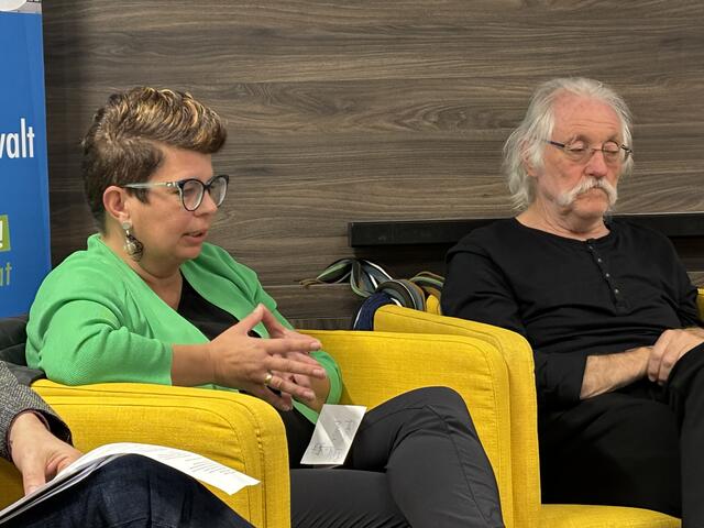 LAbg. Bernadette Kerschler plädiert dafür, vor allem auf die sprachliche Gewalt und die sexualisierte Sprache zu achten, da müsse man wirklich extrem hinschauen, da diese leider gesellschaftlich stark verankert ist.
 | Foto: Brigitte Gady