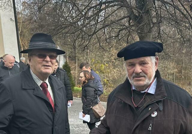 Gerhard Wagner (rechts)wurde zum Ehrenkurator ernannt. | Foto: Kurt Joham