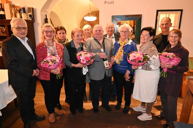 Gumpoldskirchen ließ die November- und Dezember-Jubilare hochleben. | Foto: Pohl