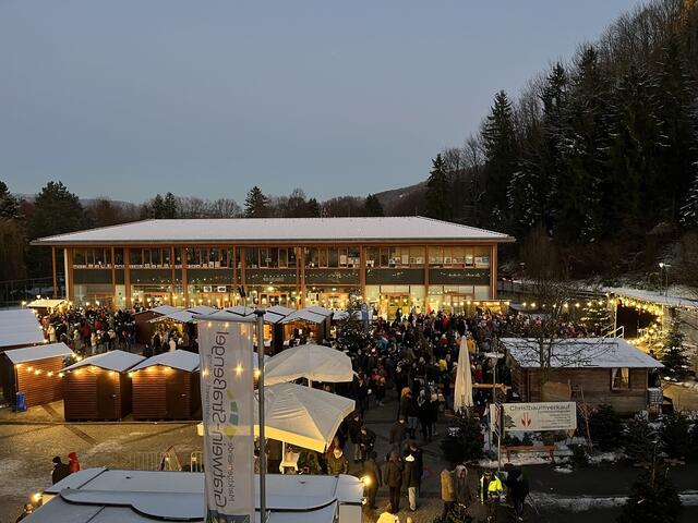Auch Gratwein-Straßengel strahlt in der Vorweihnachtszeit. | Foto: Marktgemeinde Gratwein-Straßengel