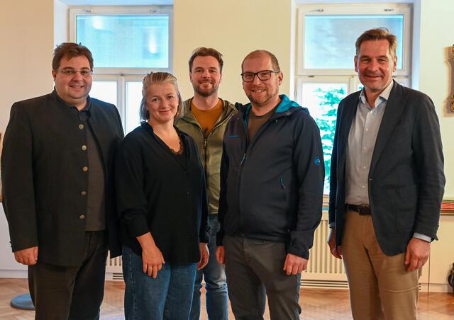  Naturpark Ybbstal-Obmann Vizebürgermeister Mario Wührer, Bernadette Pree, Georg Brenn, Ronnie Walcher (alle Naturpark Ybbstal) und Naturparke Niederösterreich-Obmann Bürgermeister Werner Krammer (v.l.) | Foto: Naturpark Ybbstal
