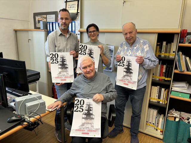 Joachim Pricken (links), mit dem Team des Stadtarchivs Tulln mit Manfred Schobert (mitte) | Foto: Victoria Edlinger