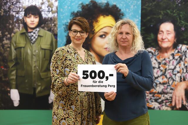 Landtagsabgeordnete Dagmar Engl (links) und Grünen-Bezirkssprecherin Martina Eigner. | Foto: Nadine Walter
