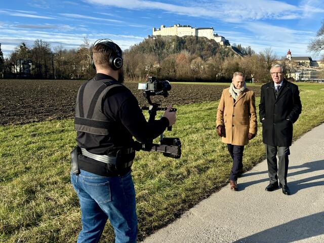 MeinBezirk. Herr Landeshauptmann, wir sind hier auf ihrer Laufstrecke unterwegs. Wie oft kommen sie dazu, sich fit zu halten? | Foto: Carmen Kurcz
