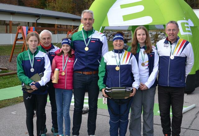 Der AC Leibnitz durfte sich über viele Trophäen im Orientierungslauf freuen. | Foto: AC Leibnitz