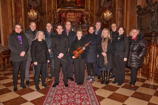 Zum vollen Erfolg wurde das Adventkonzert im Dom zu St. Pölten. | Foto: Arman Kalteis