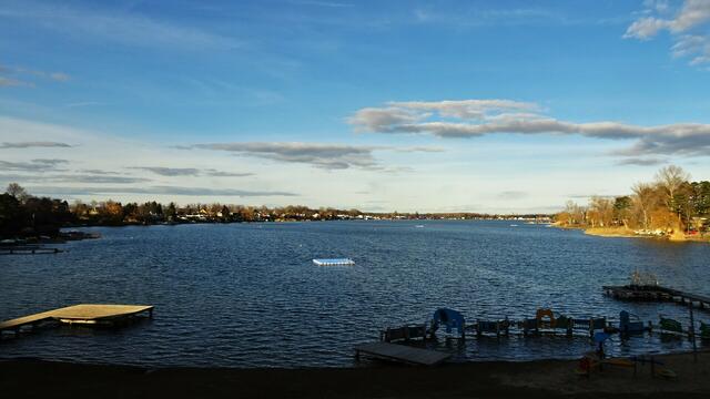 Wieder zurück beim Strandbad. Hier sieht man geradeaus bis nach Pottendorf! :-) ... | Foto: © Silvia Plischek