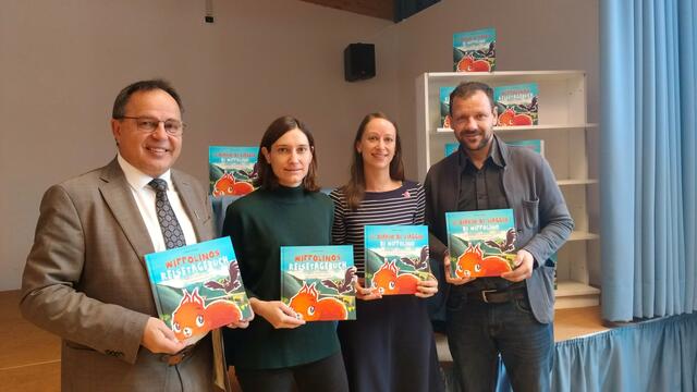 Gelungene Zusammenarbeit: Bgm. Peter Volgger (Sterzing), Karin Hochrainer (Stadtbibliothek Sterzing), Tanja Egg (Koordinatorin PV Wipptal) und Bgm. Florian Riedl (PV-Obmann nördliches Wipptal) | Foto: Regio Wipptal