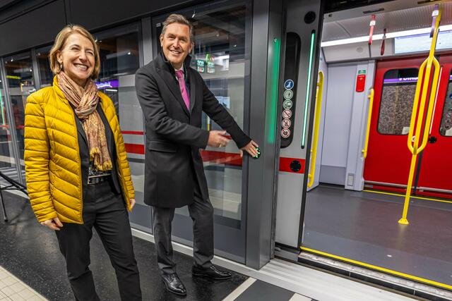 Öffi-Stadtrat Peter Hanke (SPÖ) versicherte bereits eine Woche vor dem Medienbericht, dass man die Vorkommnisse genau evaluieren wolle. | Foto: Simon Wöhre/Wiener Linien