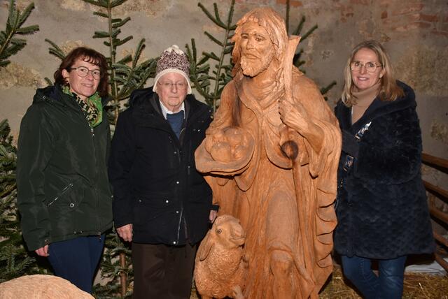 Die Organisatoren vom 20. Waldhausener Advent 2024: von links Ulrike Hader, Pfarrer Karl Michael Wögerer, Alexandra Holzer. 