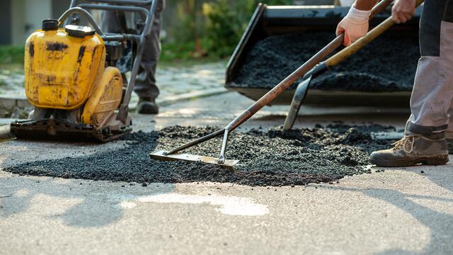 Offene Arbeiten wegen des Glasfaserinternets werden den ausführenden Firmen verrechnet. | Foto: Stadtgemeinde Ternitz