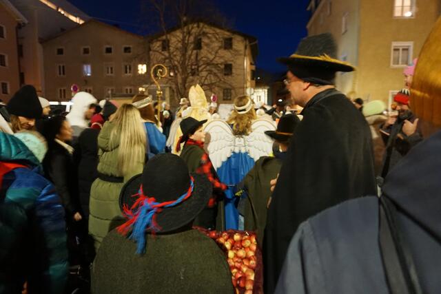 Nikolauseinzug 2024 | Foto: Meinbezirk/Martina Obertimpfler 