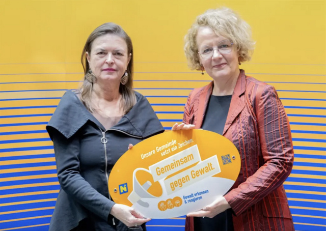 Brigitte Tauchner und Frauen-Landesrätin Christiane Teschl-Hofmeister. | Foto: Gemeinde