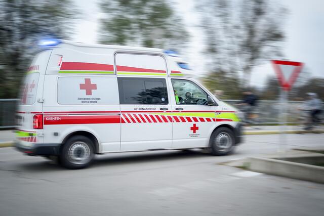 Das Kind wurde von den Einsatzkräfte ins Eltern-Kind-Krankenhaus Klagenfurt gebracht. (Symbolfoto)  | Foto: Bernhard Knaus