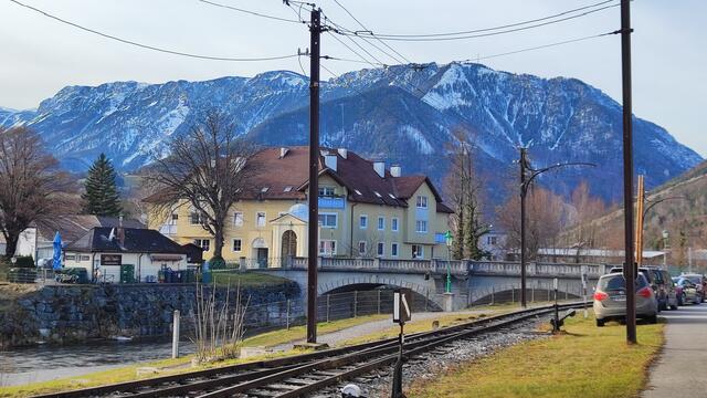 Schön zeigt sich die Rax... | Foto: I.Wozonig