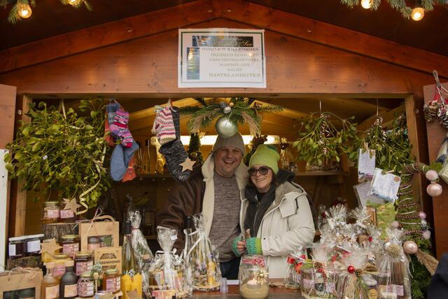 Unterschiedlichste Herstellerinnen und Hersteller boten handgemachte Produkte an | Foto: Sophia Braun