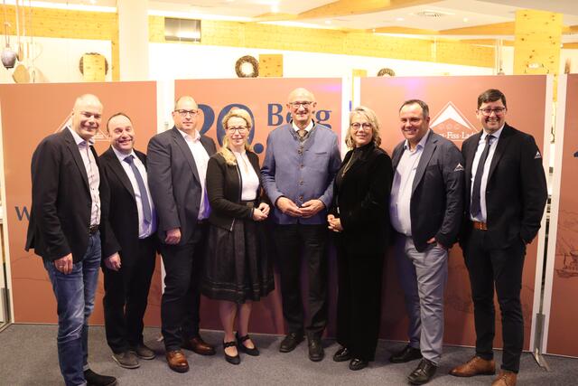Die Chefetage der Bergbahnen Serfaus-Fiss-Ladis mit LH Anton Mattle und der Landtagsabgeordneten Beate Scheiber.  | Foto: Elisabeth Zangerl