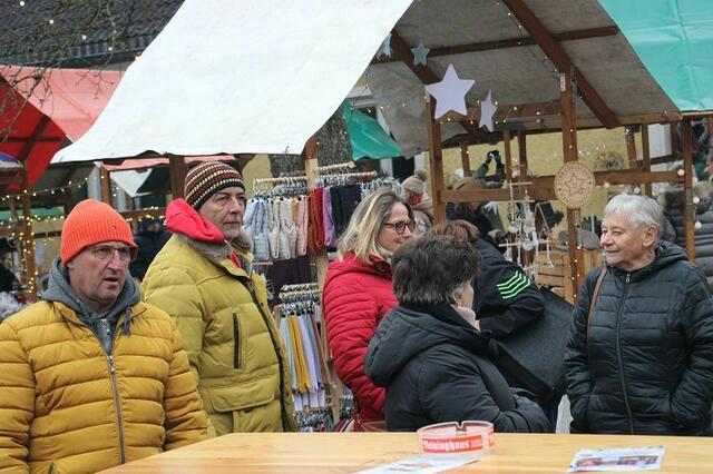 Schon am Eröffnungstag kamen viele Gäste nach Mooskirchen. | Foto: Cescutti