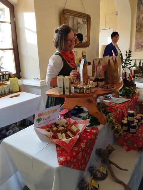 Gutes aus der Natur von den Kräuterbergbauern aus dem Schwabeltal  | Foto: Veronika Frank