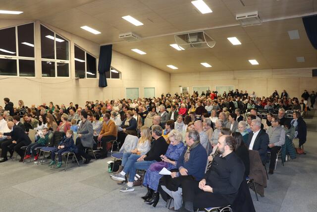 Zahlreiche lokale und überregionale Veranstaltungen finden in der Mehrzweckhalle statt, die bis zu rund 400 Personen fasst. | Foto: Gemeinde Güttenbach