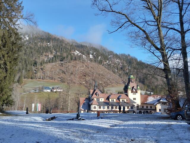 Märchenhaftes Ambiente beim Adventmarkt auf Schloss Kassegg | Foto: Veronika Frank