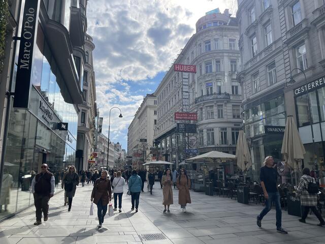 Der Handel in der Inneren Stadt übertraf heuer alle Erwartungen. (Archiv) | Foto: Teischl/RMW