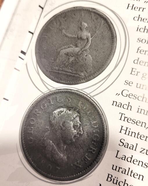 Der Kopf von George dem III. und die "Britannia" zieren die zwei Seiten dieser Münze
