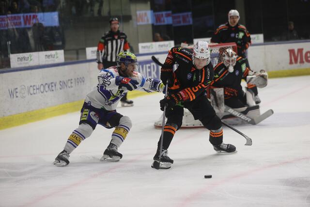 Die Graz 99ers erkämpften sich zwar ein Shootout, aber mussten die zweite Heimniederlage vergangene Woche einstecken.  | Foto: GEPA