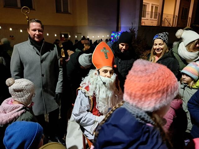 Besuch der Nikolaus bei den Kinderfreunden in Baumgarten. | Foto: Thomas Hoffmann