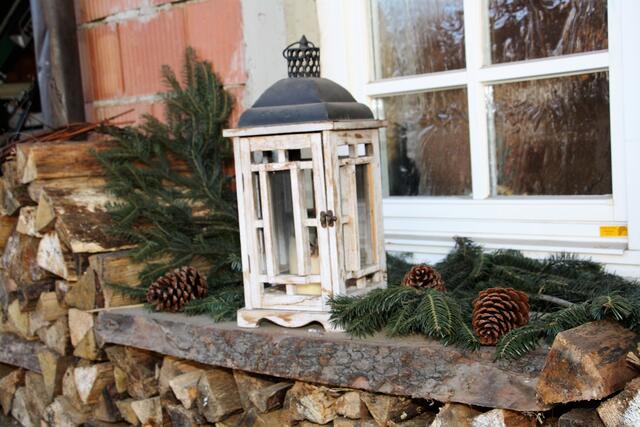 Kurz vor der Wintersonnenwende lädt Diakon Wolfgang Garber zur Laternenwanderung im Kaiserwald. | Foto: Edith Ertl