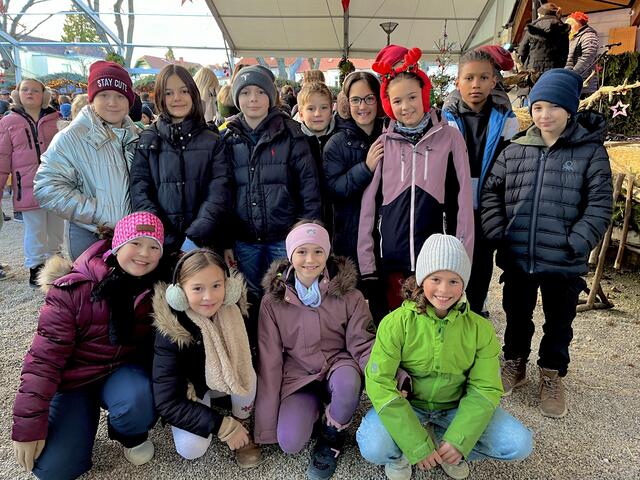 Das Christbaumdorf ist noch bis zum 22. Dezember an jedem Wochenende ab 13 Uhr geöffnet. Der Eintritt ist frei, und die Veranstalter freuen sich darauf, noch viele Gäste willkommen zu heißen.  | Foto: Alejandra Ortiz