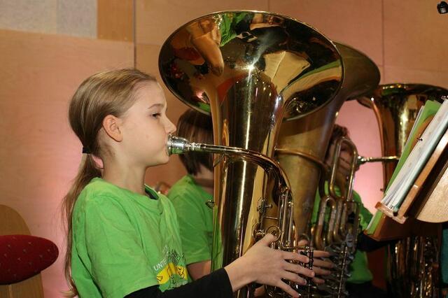 Die Instrumentenpalette der jungen Musikerinnen und Musiker war vielfältig. | Foto: Cescutti