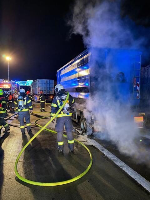 Foto: TEAM FOTOKERSCHI / FEUERWEHR MARKT ST. FLORIAN