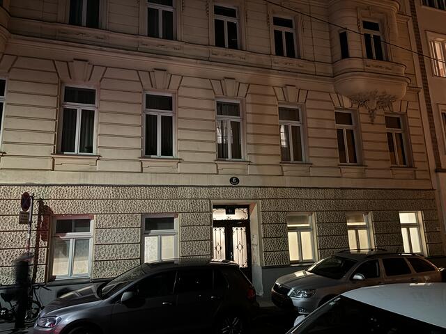 In der Laimgrubengasse 6 werden zwei Kurzzeitvermietungen angeboten.  | Foto: Luca Arztmann/MeinBezirk