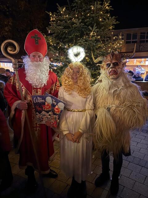 Nikolaus, Krampus und das Christkind waren überall im Bezirk Mattersburg unterwegs und brachten Kinderaugen zum Strahlen. | Foto: Thomas Hoffmann