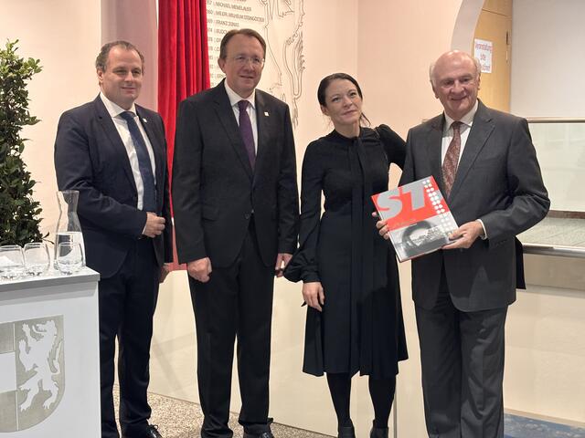Alfred Kellner, Matthias Stadler, Doris Zichtl und Erwin Pröll.
